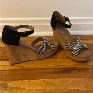 Toms Wedge Sandals